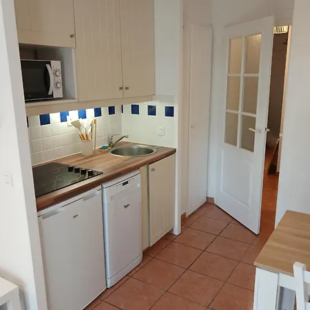 Apartment Dans De Vacance Avec Piscine *