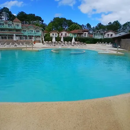 Apartment Dans De Vacance Avec Piscine Lacanau